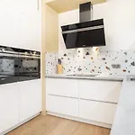 Superb Mokotow Woronicza 80 * ורשה
